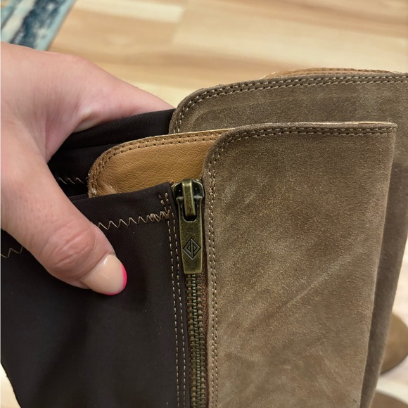 Donald J Pliner Women’s Isla Suede Riding Boot in Brown Size 11 New - Picture 12 of 14